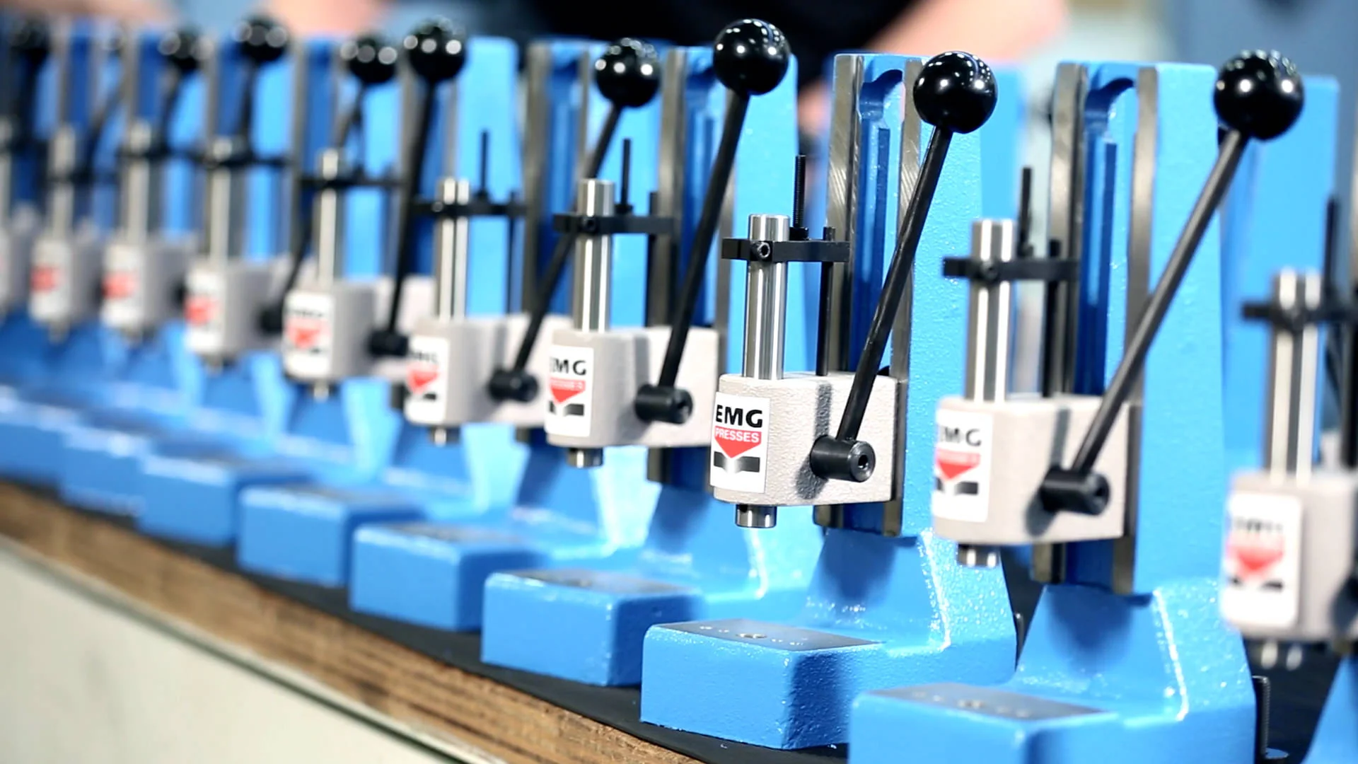 Production intégrée dans les ateliers LONG EMG